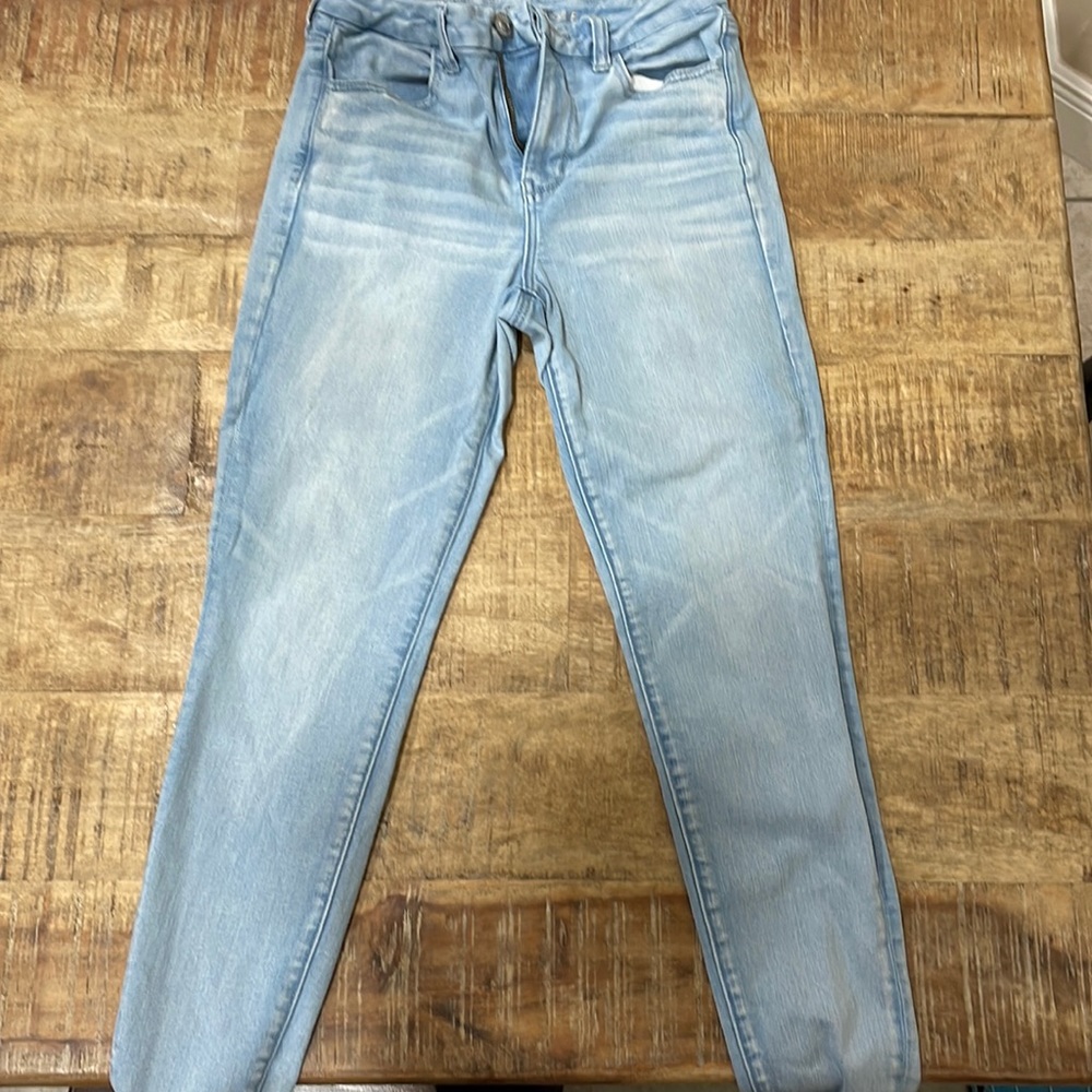AMERICAN EAGLE Curvy Hi-Rise Jeggings